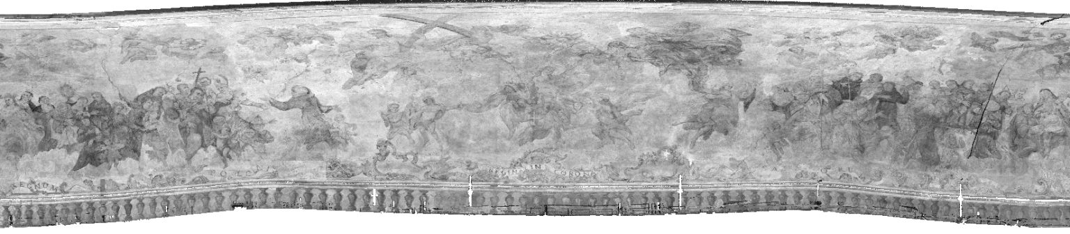 Panorama malowideł w kopule kaplicy, stan przed konserwacją.