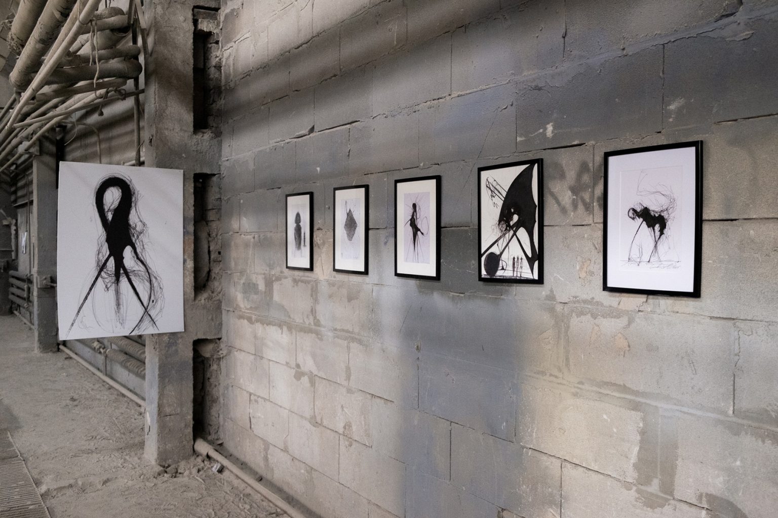 "Słońce zgasić, ptaszki pozabijać". Akcja artystyczna: Jan Gostyński, fot. Mariusz Filipowicz, Arkadiusz Glegoła, Maciej Januszewski, Henryk Gostyński.