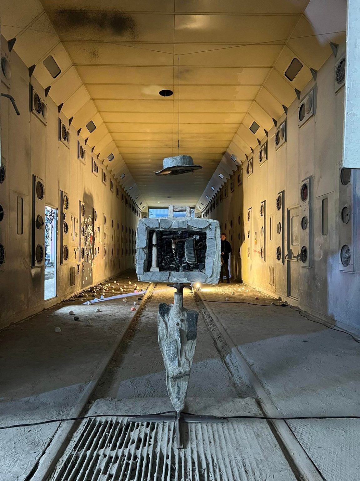 "Słońce zgasić, ptaszki pozabijać". Akcja artystyczna: Andrzej Zwierzchowski, fot. Mariusz Filipowicz, Arkadiusz Glegoła, Maciej Januszewski, Henryk Gostyński.