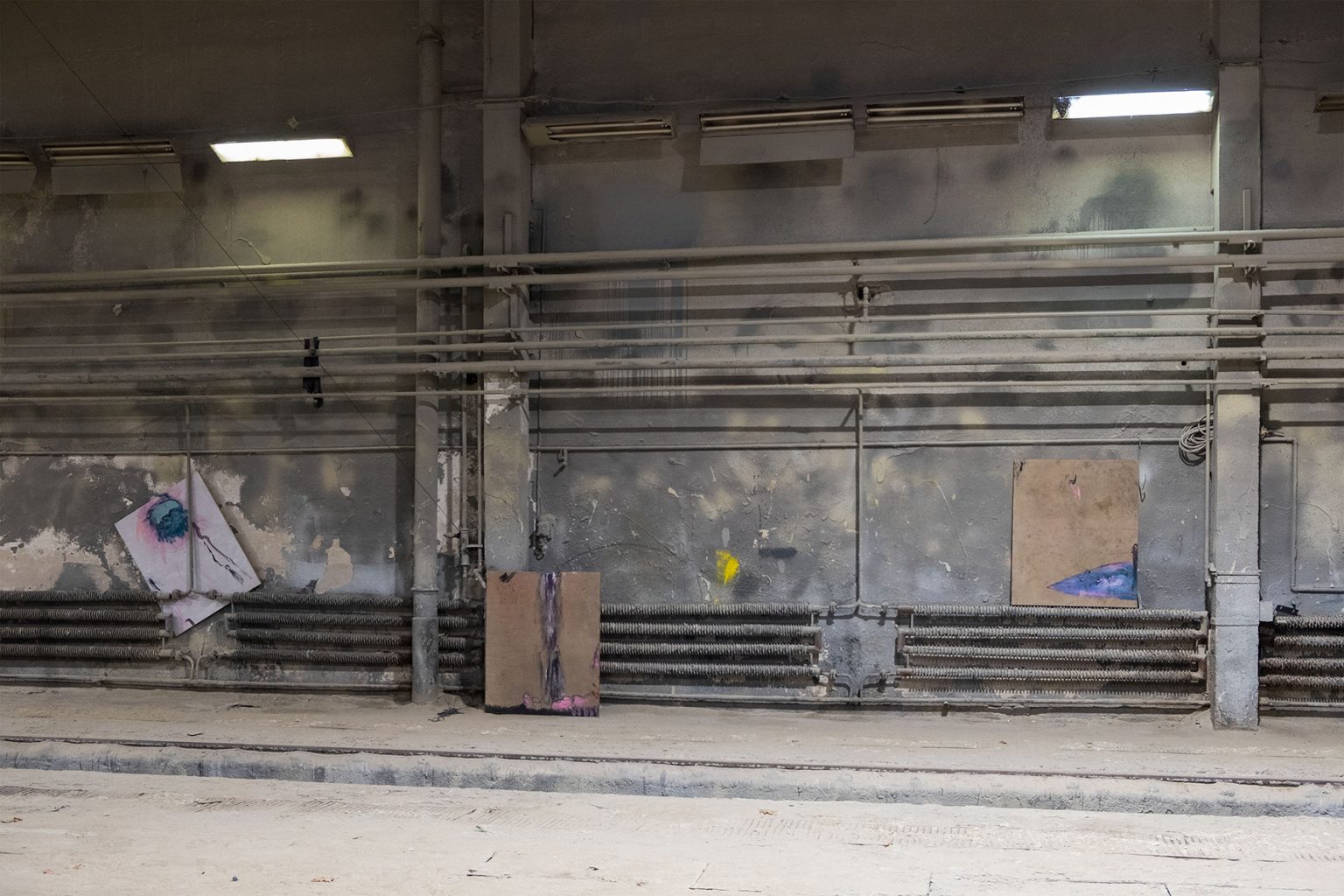 "Słońce zgasić, ptaszki pozabijać". Akcja artystyczna: Jan Cieślak,  fot. Mariusz Filipowicz, Arkadiusz Glegoła, Maciej Januszewski, Henryk Gostyński.