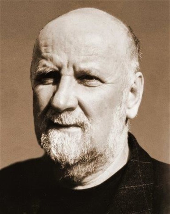 portret Adama Myjaka