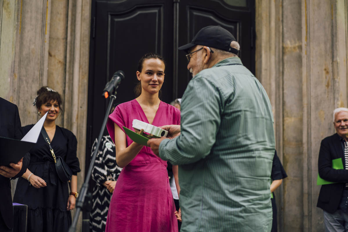 Alain Le Quernec odbiera nagrodę im. Józefa Mroszczaka