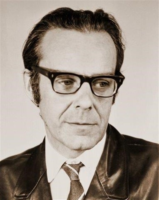 portret Juliusza Burszego