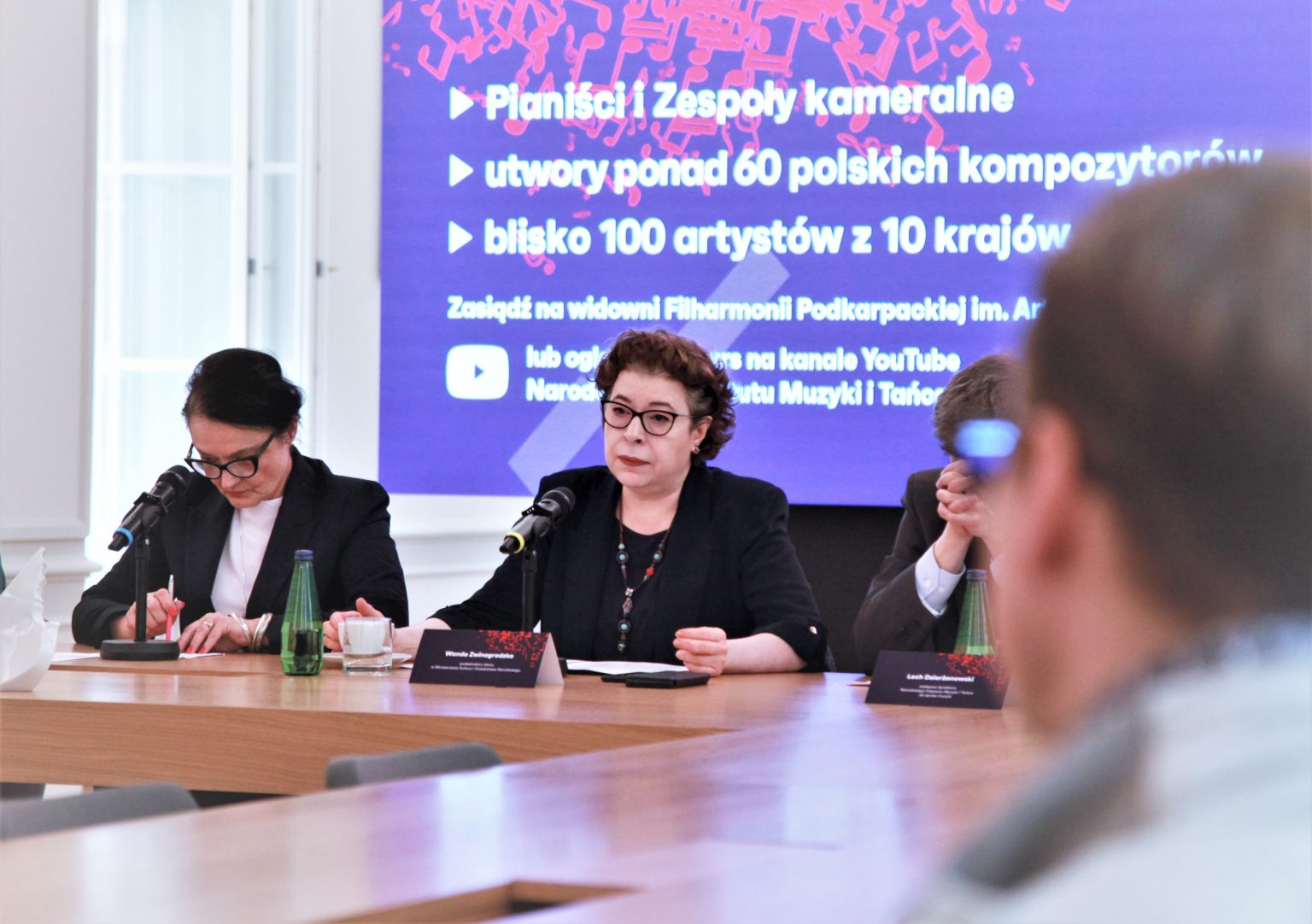 Przemawia Wanda Zwinogrodzka