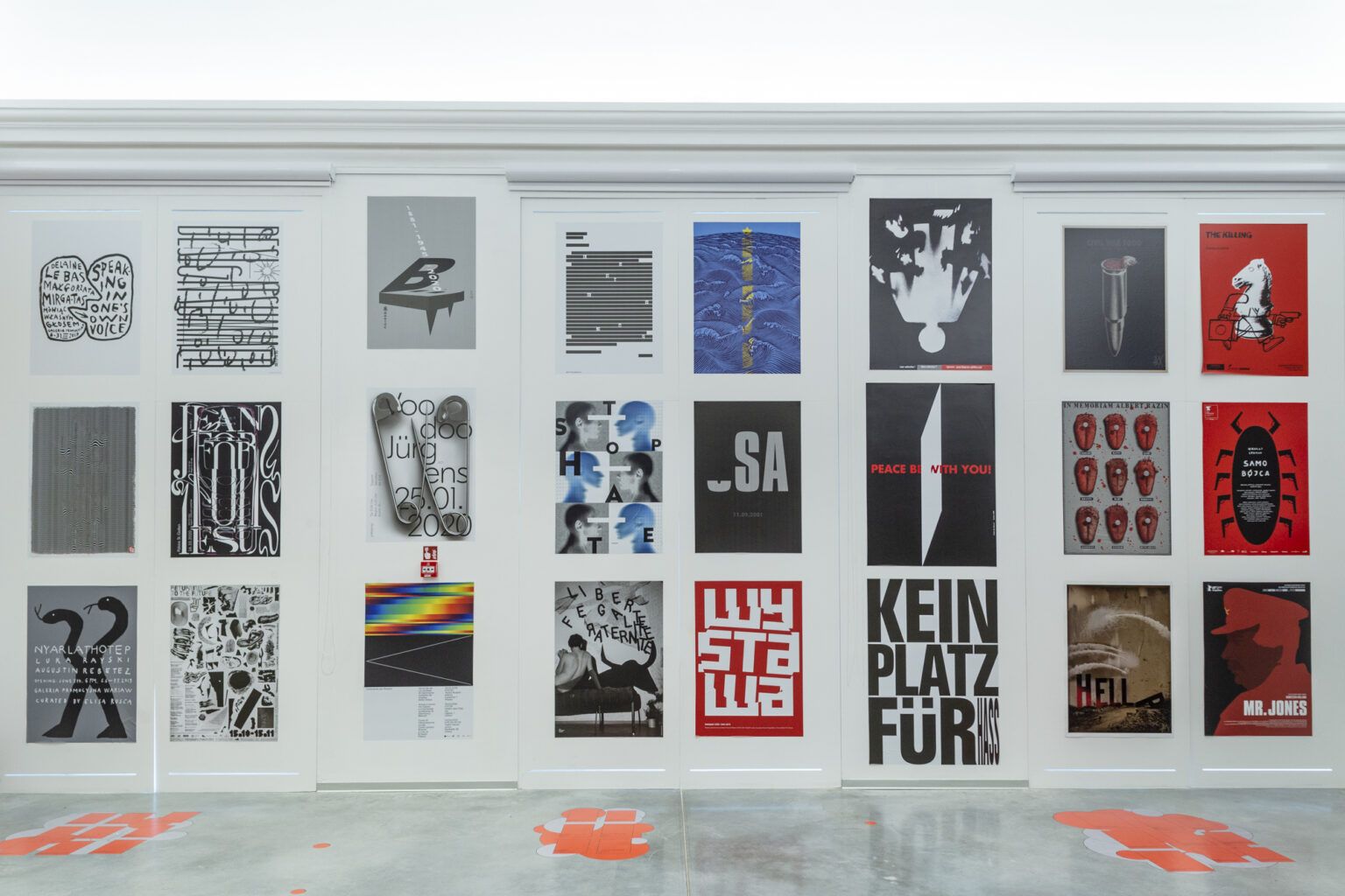 Zdjęcie ekspozycji plakatów