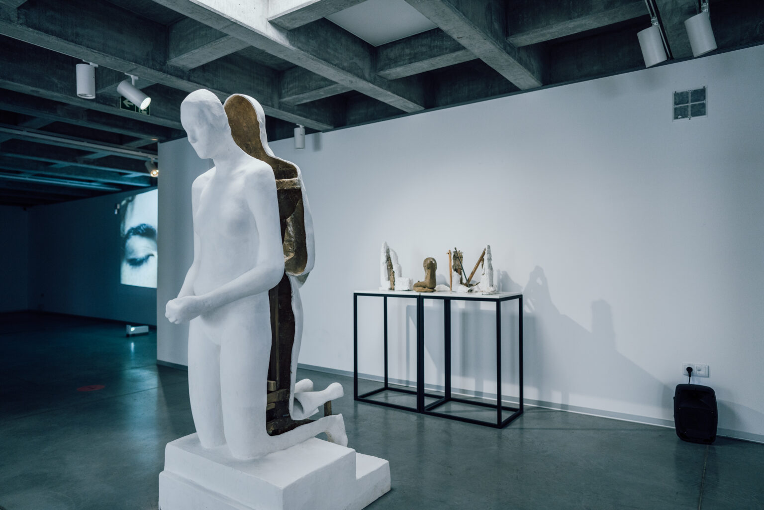 Widok ekspozycji prac dyplomowych