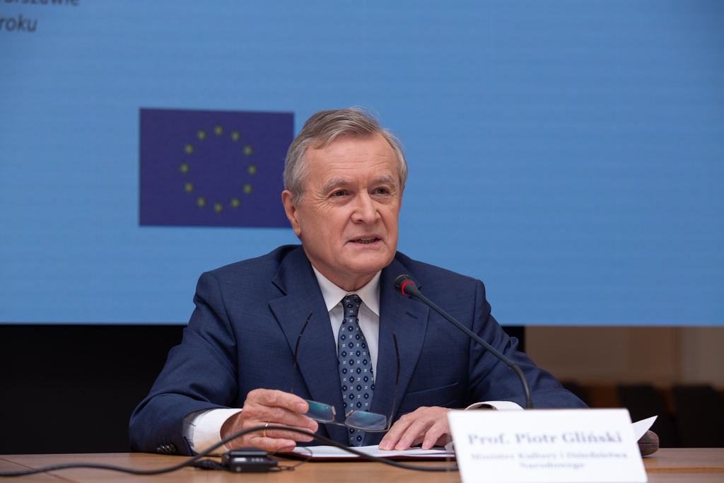 Wicepremier Piotr Gliński