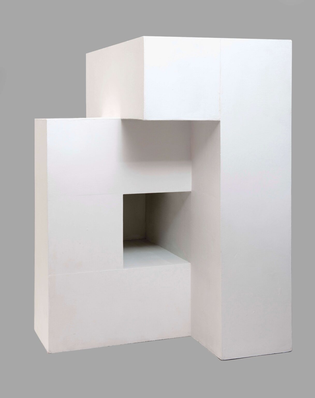 Biała bryła w kształcie litery "A"