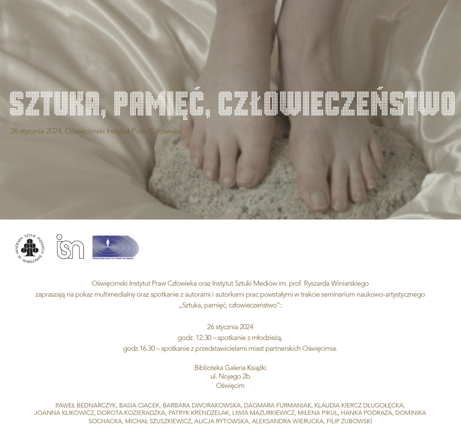Zaproszenie zawiera fotografię przedstawiającą kobiece stopy na kamieniu oraz tekst