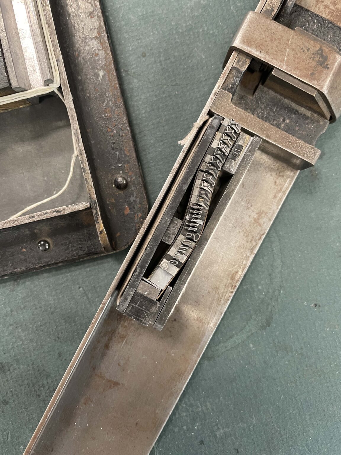 Przyrząd zecerski. Widok z góry