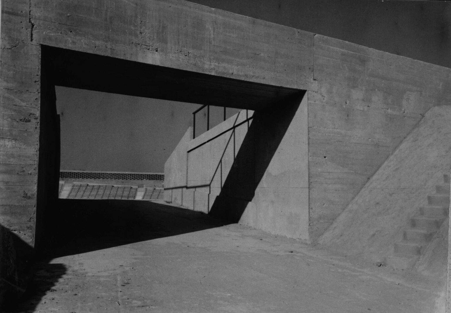 czarno-biała fotografia architektury