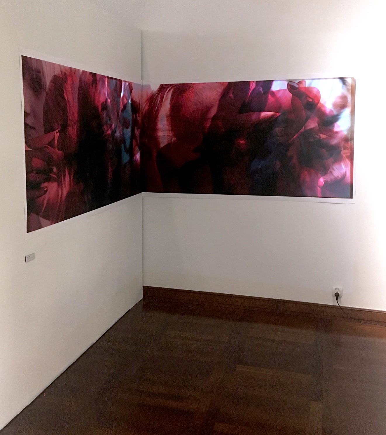 praca w narożniku galerii